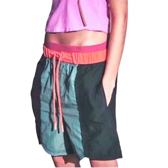 NWOTs Free People FP Movement Women’s Colorblock Sun Daze Board Short, Sz Sm - Picture 4 of 15